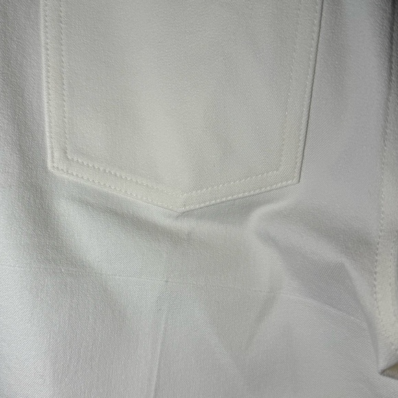 St. John Yellow Label Crystal Pocket in Jeans in White, size 8 New with tags - Picture 9 of 13